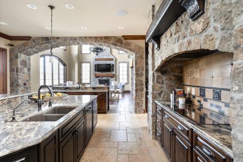 8250 E 300 S Zionsville IN 46077