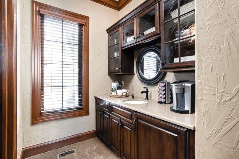 8250 E 300 S Zionsville IN 46077
