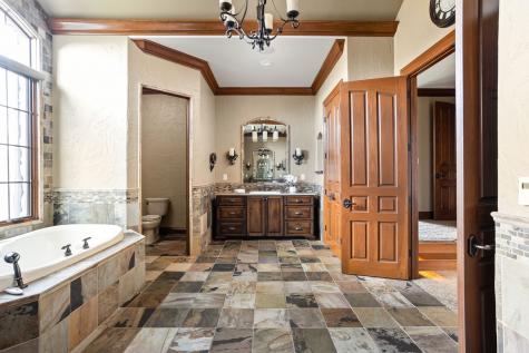 8250 E 300 S Zionsville IN 46077
