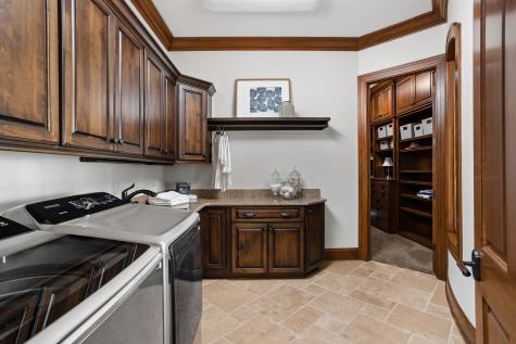 8250 E 300 S Zionsville IN 46077