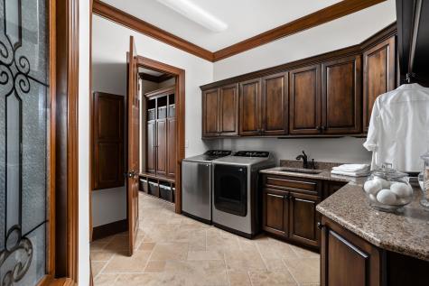 8250 E 300 S Zionsville IN 46077