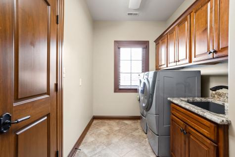 8250 E 300 S Zionsville IN 46077