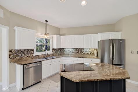 8646 Sturgeon Bay Lane Indianapolis IN 46236