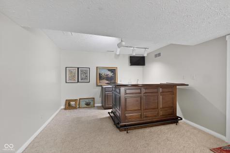 8646 Sturgeon Bay Lane Indianapolis IN 46236