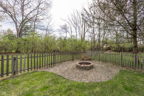 8953 Pine Tree Boulevard Indianapolis IN 46256