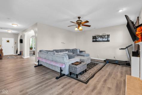 5594 Crump Lane Indianapolis IN 46234
