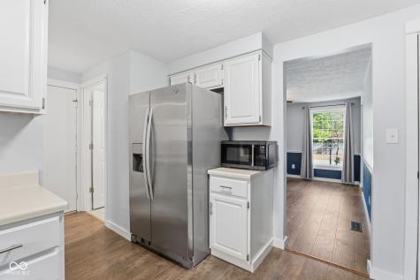 11302 Wood Creek Drive Carmel IN 46033