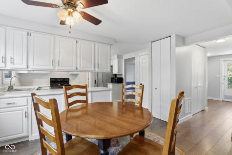 11302 Wood Creek Drive Carmel IN 46033