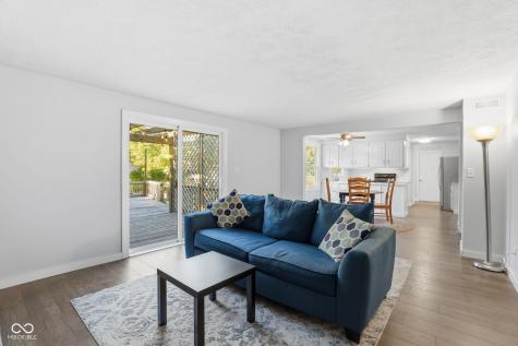 11302 Wood Creek Drive Carmel IN 46033