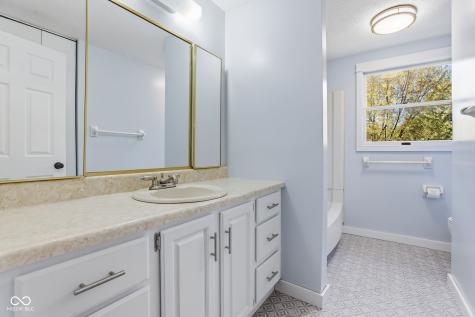 11302 Wood Creek Drive Carmel IN 46033