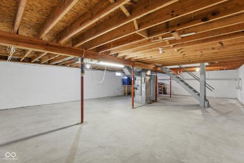 11302 Wood Creek Drive Carmel IN 46033