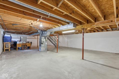 11302 Wood Creek Drive Carmel IN 46033