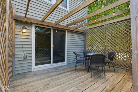 11302 Wood Creek Drive Carmel IN 46033