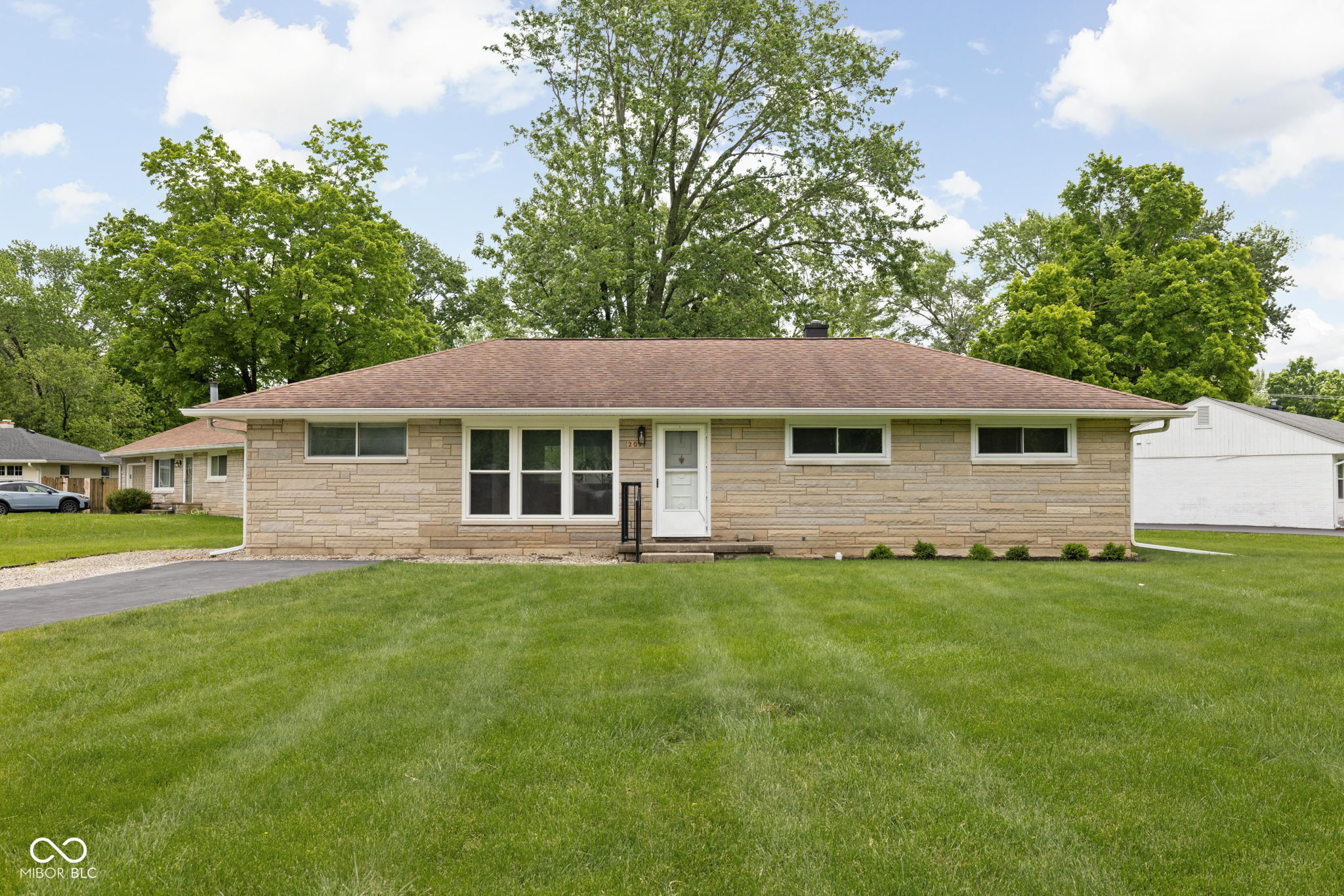 207 Stephen Court Indianapolis IN 46280