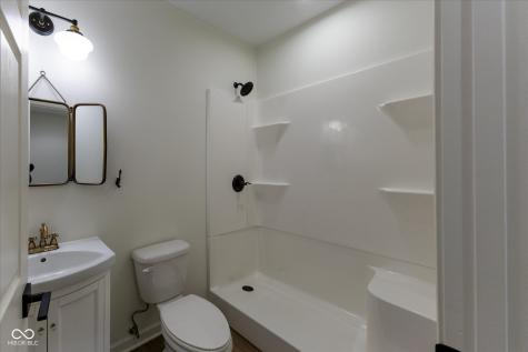 1962 Midnight Pass Brownsburg IN 46112