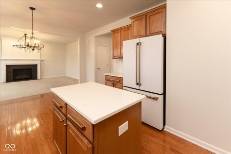 1962 Midnight Pass Brownsburg IN 46112