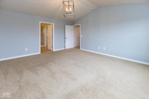 1962 Midnight Pass Brownsburg IN 46112