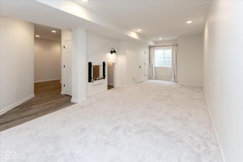 1962 Midnight Pass Brownsburg IN 46112