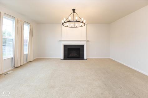 1962 Midnight Pass Brownsburg IN 46112