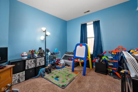 6832 Raritan Drive Indianapolis IN 46221