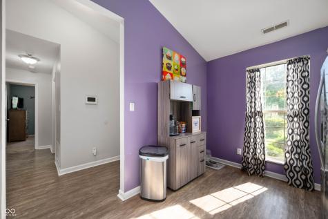 6832 Raritan Drive Indianapolis IN 46221