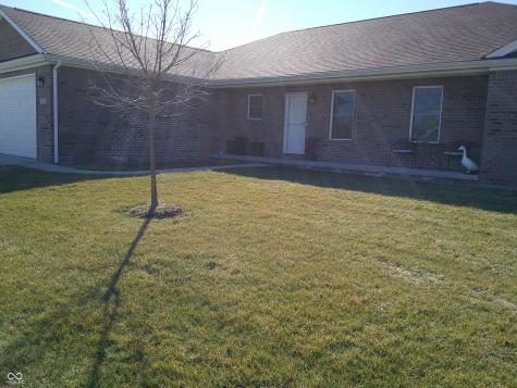1720 W Bell Ford Drive Seymour IN 47274