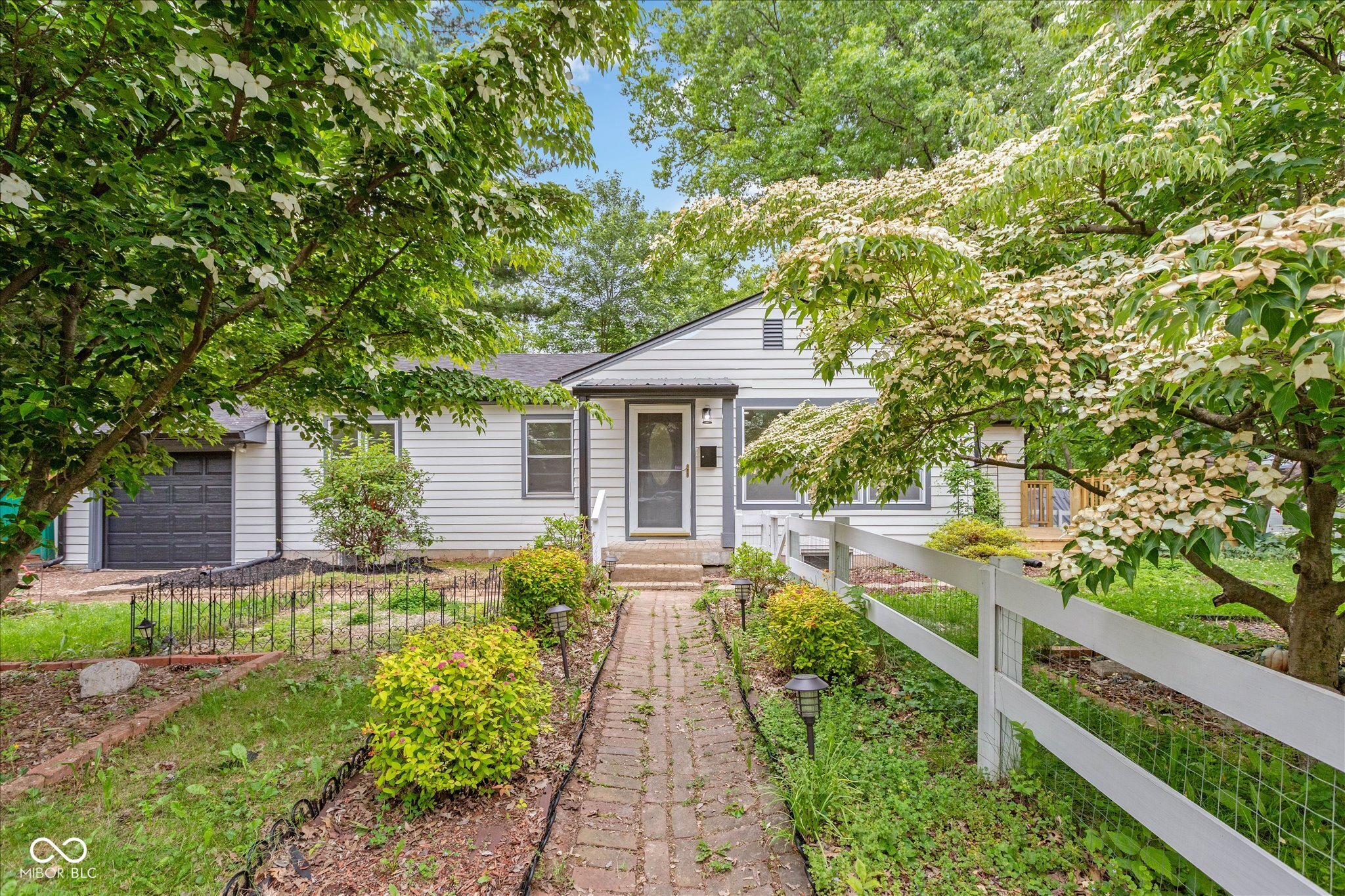 1325 E 52nd Street Indianapolis IN 46205