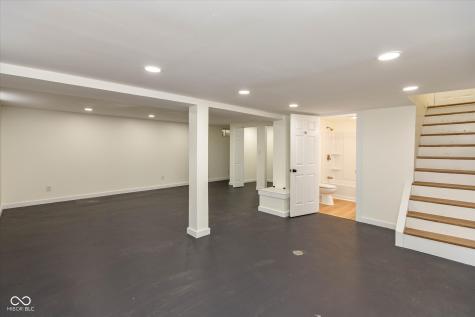 1325 E 52nd Street Indianapolis IN 46205