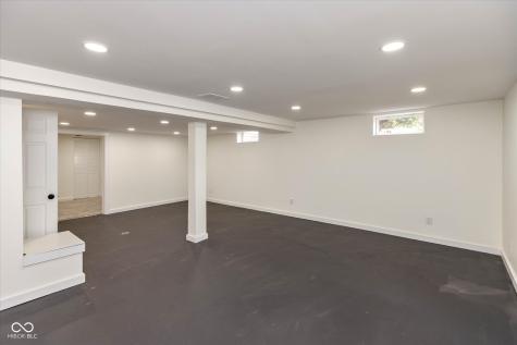 1325 E 52nd Street Indianapolis IN 46205