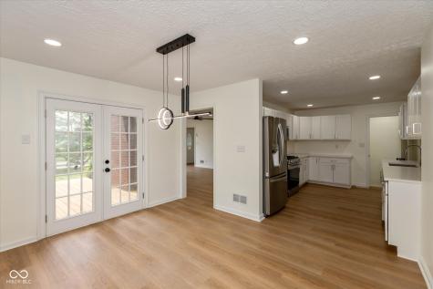 1325 E 52nd Street Indianapolis IN 46205