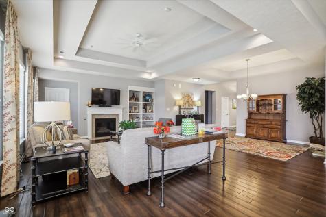 13192 Regina Drive Carmel IN 46074