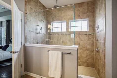 13192 Regina Drive Carmel IN 46074