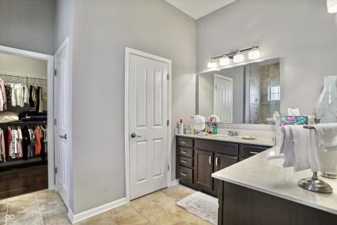 13192 Regina Drive Carmel IN 46074