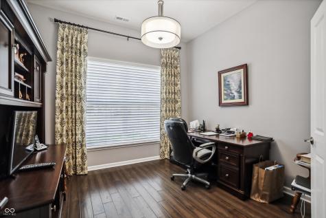 13192 Regina Drive Carmel IN 46074
