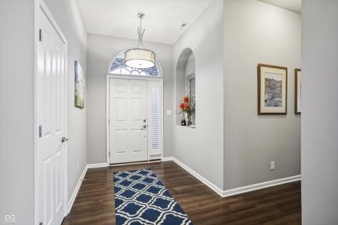 13192 Regina Drive Carmel IN 46074