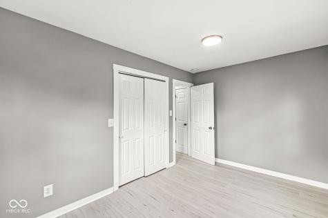 2421 E 11th Street Indianapolis IN 46201
