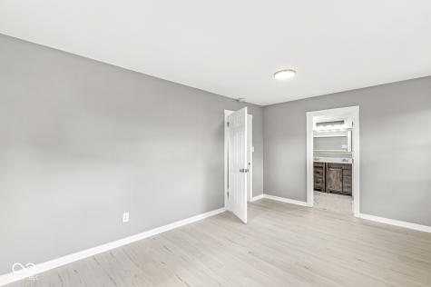 2421 E 11th Street Indianapolis IN 46201