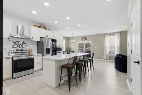 7979 Cobblesprings Drive Avon IN 46123