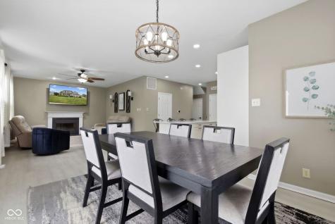 7979 Cobblesprings Drive Avon IN 46123