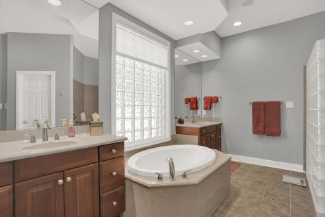 15636 Hawks Way Carmel IN 46033