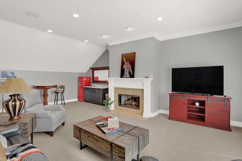 15636 Hawks Way Carmel IN 46033