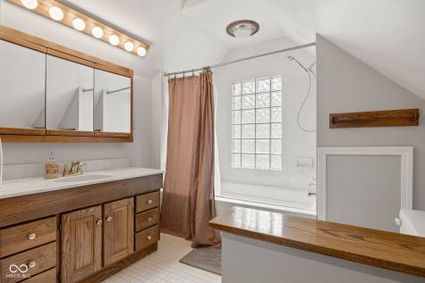1226 N Temple Avenue Indianapolis IN 46201