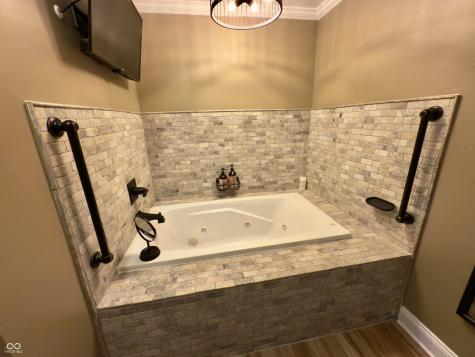 5280 S Macadam Drive Poland IN 47868