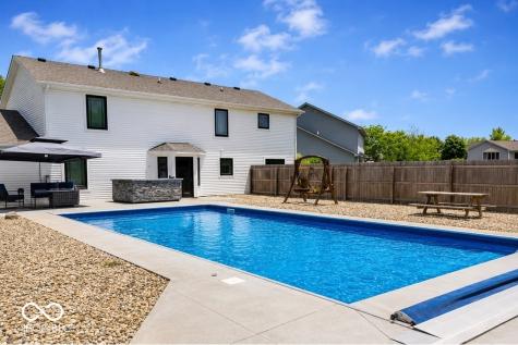 1237 Luce Creek Circle Greenwood IN 46142