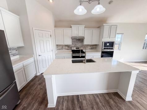 2357 Pokagon Street Avon IN 46123