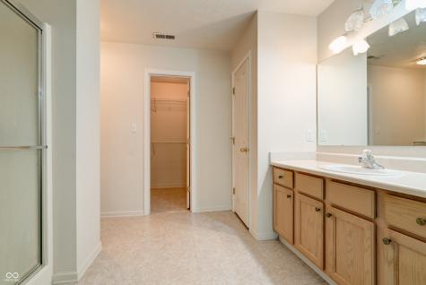 6153 White Birch Drive Fishers IN 46038