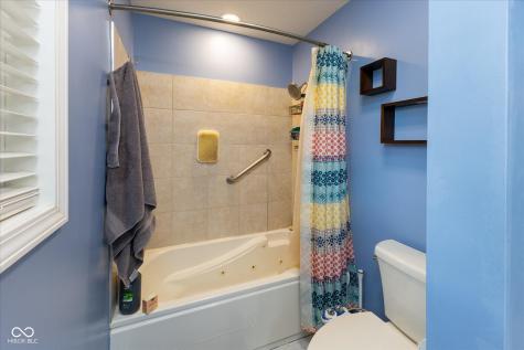 190 Briarwood Court Brownsburg IN 46112