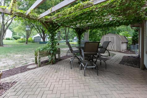 190 Briarwood Court Brownsburg IN 46112