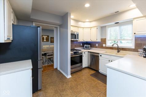 190 Briarwood Court Brownsburg IN 46112