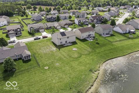 1416 Gleneagle Drive Indianapolis IN 46239